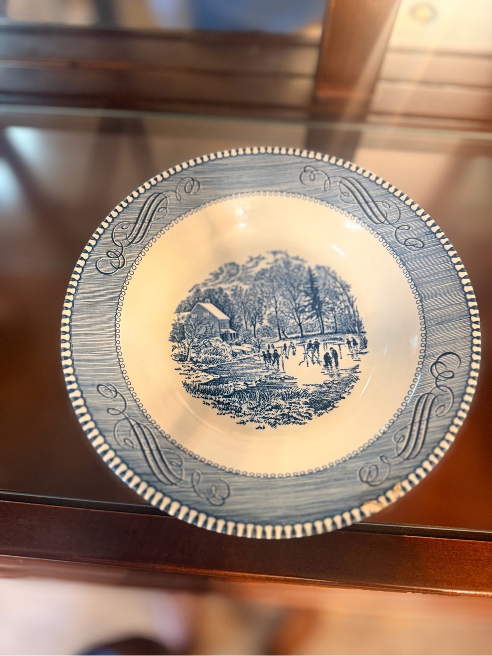 Royal China Currier & Ives Wide rim soup/pasta bowl